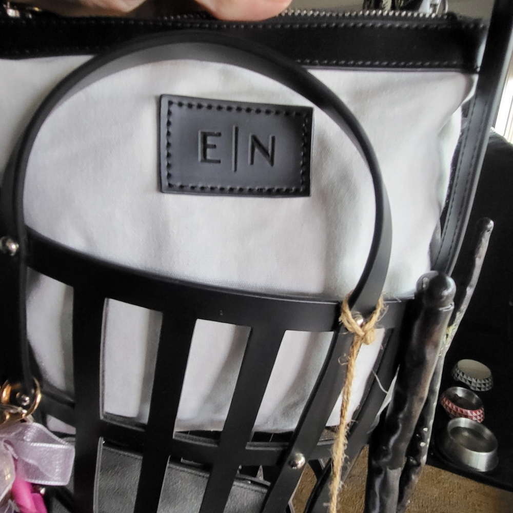 E N Black With White Zipper Bag Insert  with Colorful Decorative Accents - Picture 3 of 4